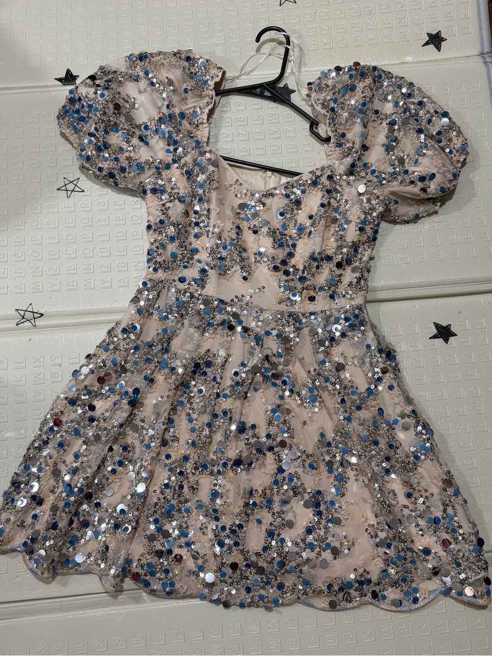 Sequin Party Dress with Puff Sleeves Small